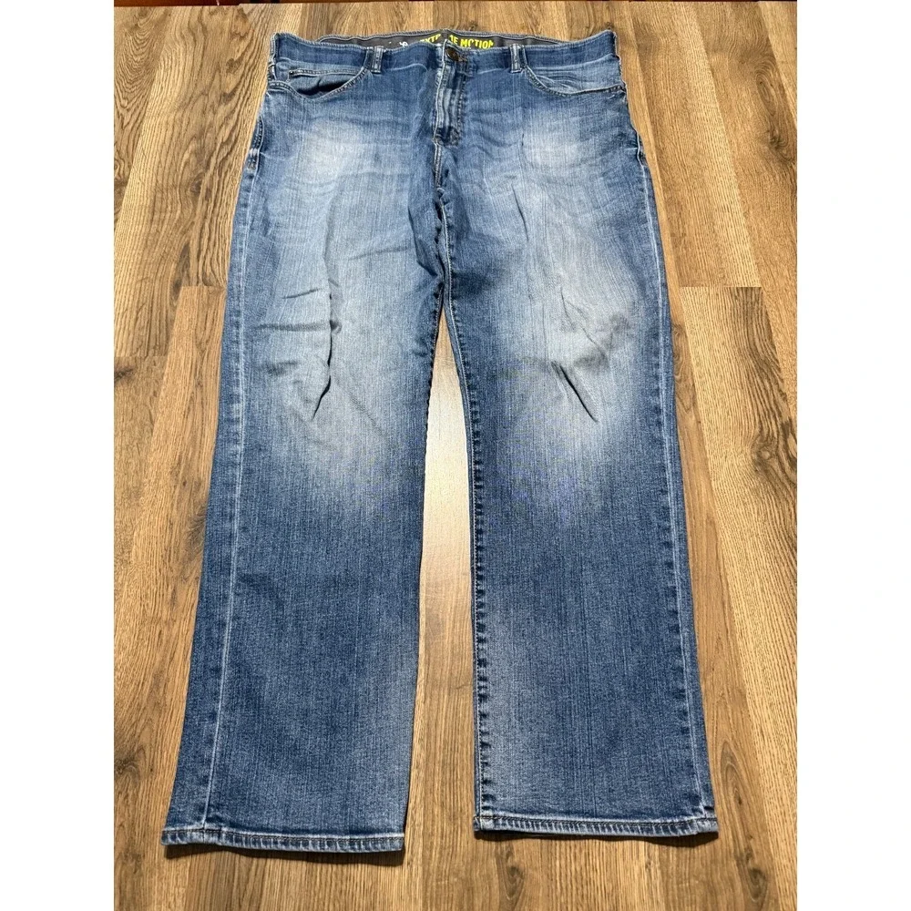 Lee Jeans, Men's Size 40x30, Blue, Denim, Tapered Leg, Extreme Motion, Stretch